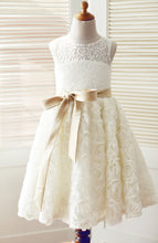 Load image into Gallery viewer, Pretty Ivory Tulle Lace Appliqued Kids Princess Dress with Gold Sash and Sweetheart Hole