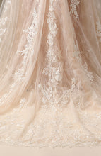 Load image into Gallery viewer, Simple High Split Lace Appliqed V-Neck Mermaid Wedding Gowns