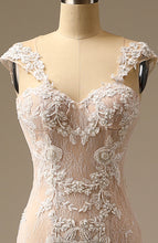 Load image into Gallery viewer, 2020 New Elegant Lace Appliqed V-Neck Mermaid Wedding Gowns with Long Trails